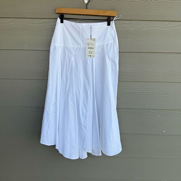 Zara Dresses & Skirts - Zara NWT white 100% cotton midi skirt